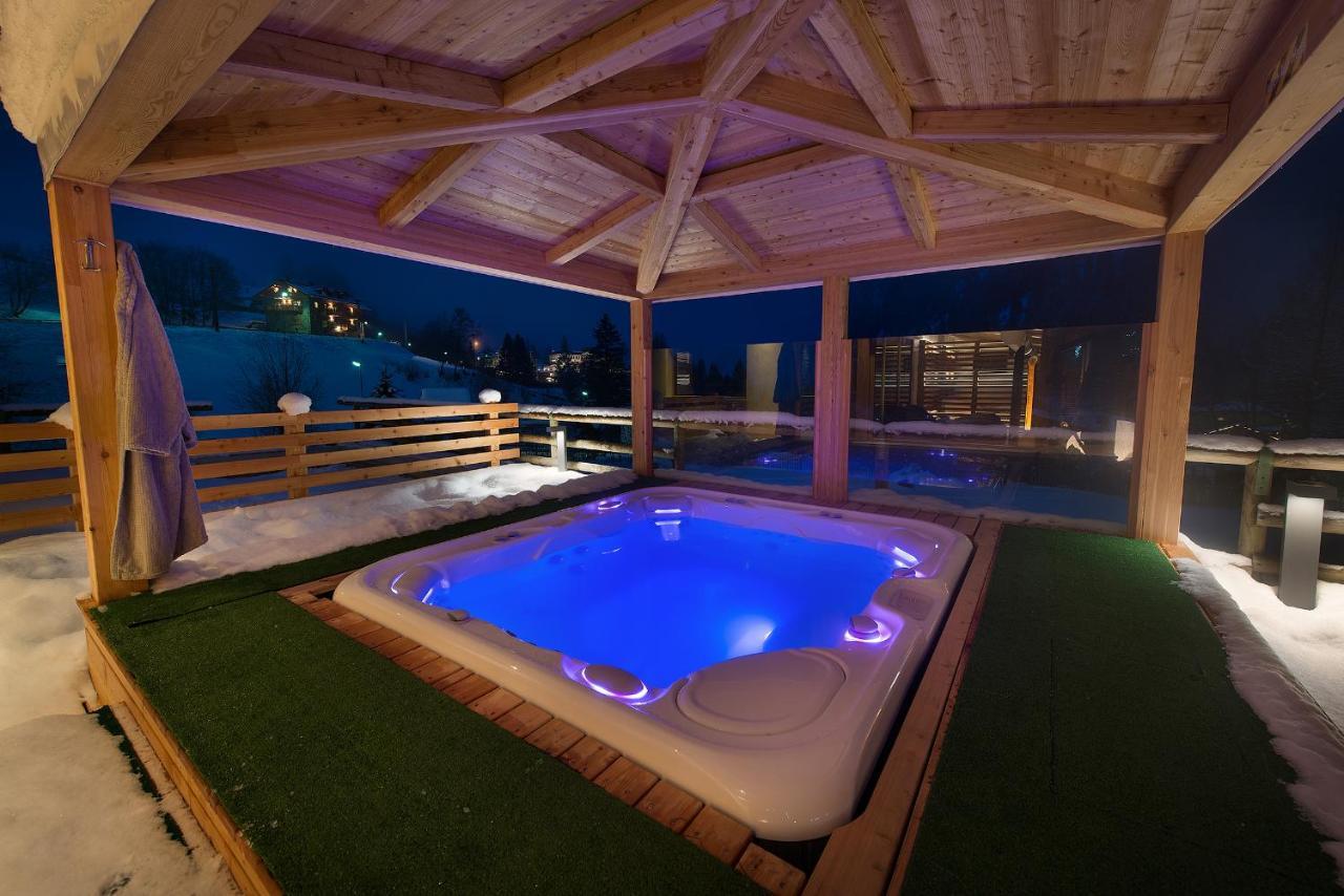 Hotel Cristallo Пейо Экстерьер фото
